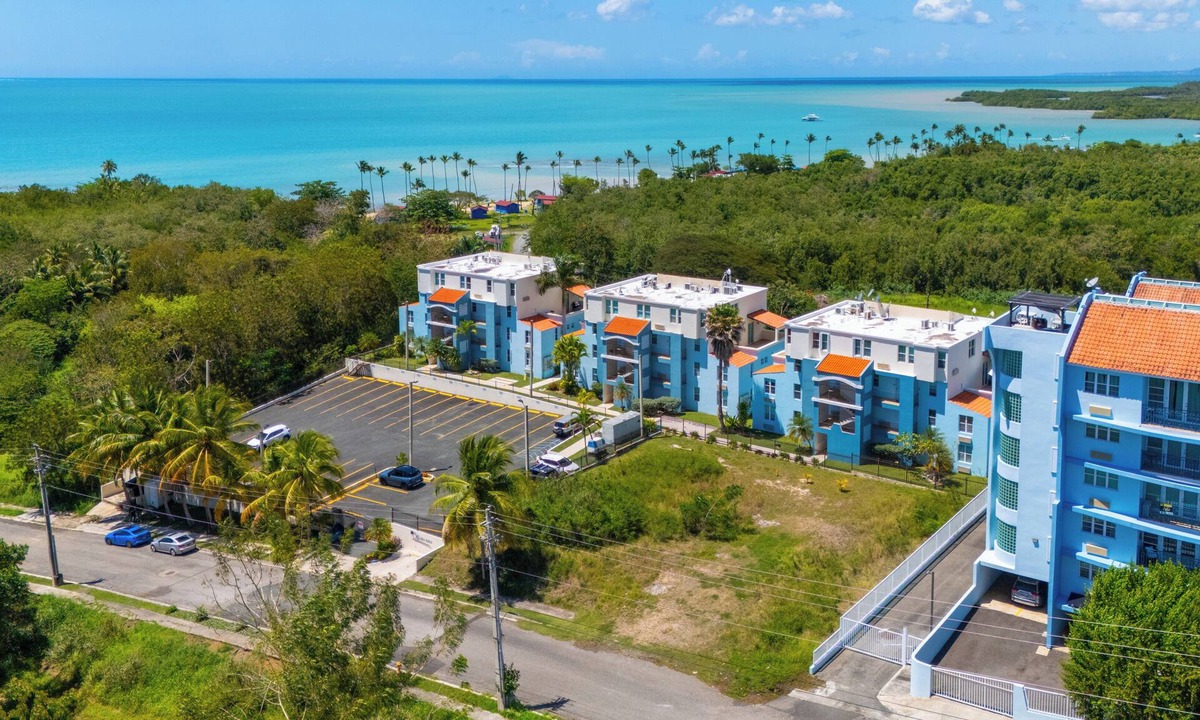 La Mela Apartment | 10 mins away from Buyé Beach | W Washing Machine
