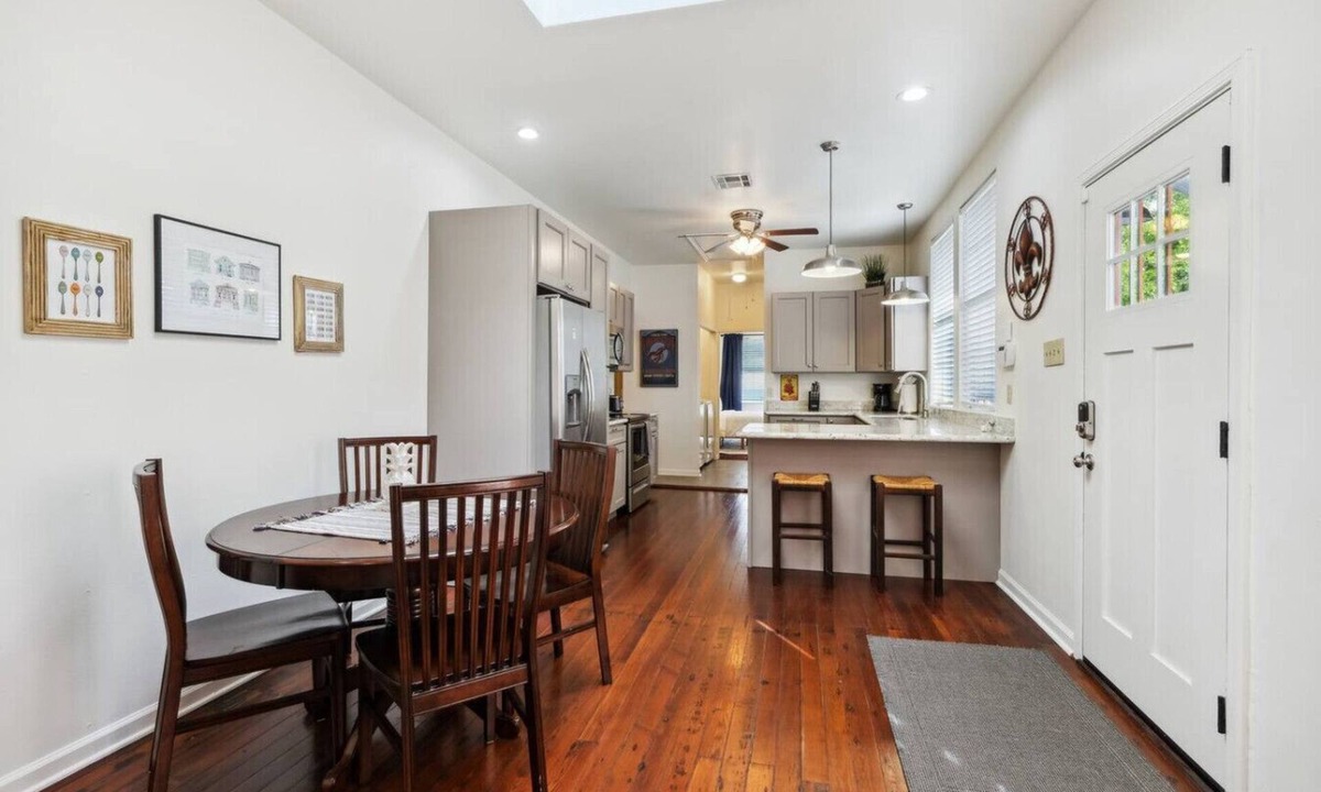 Broadmoor House | 3 Bedroom Home in the Heart of New Orleans!