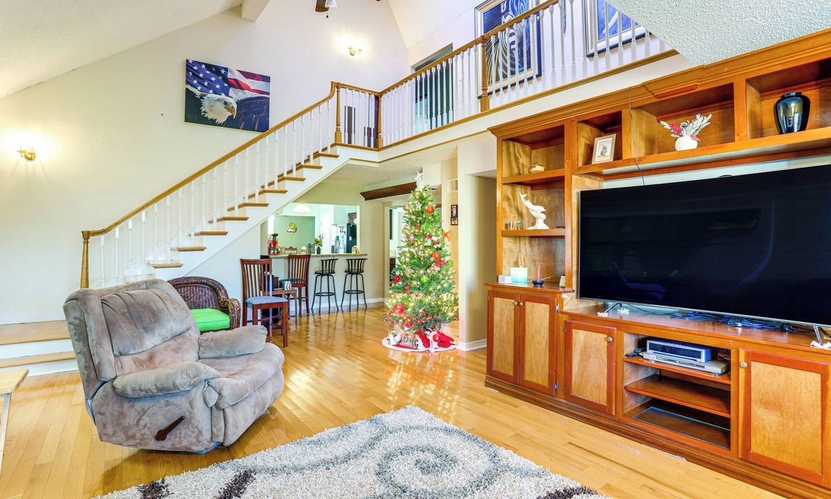 Saint Anthony House | 5 Mi to French Quarter: Central NOLA Home w/Decks