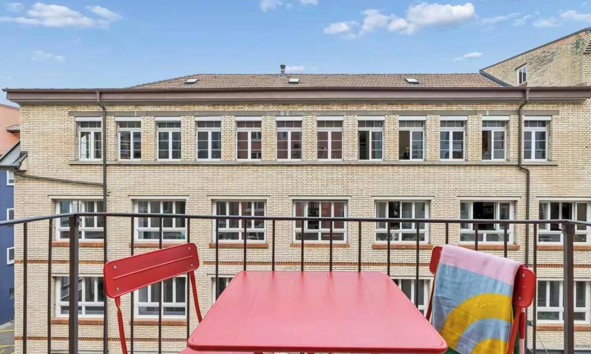 Langstrasse Apartment | A PERFECT BALANCE BETWEEN URBAN CONVENIENCE & LOCAL CHARM – ZURICH
