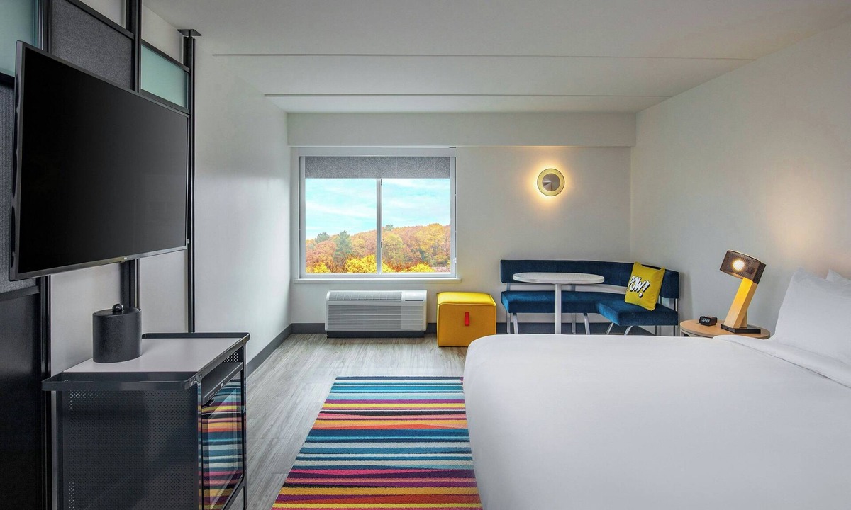 Framingham Hotel | Aloft by Marriott Framingham