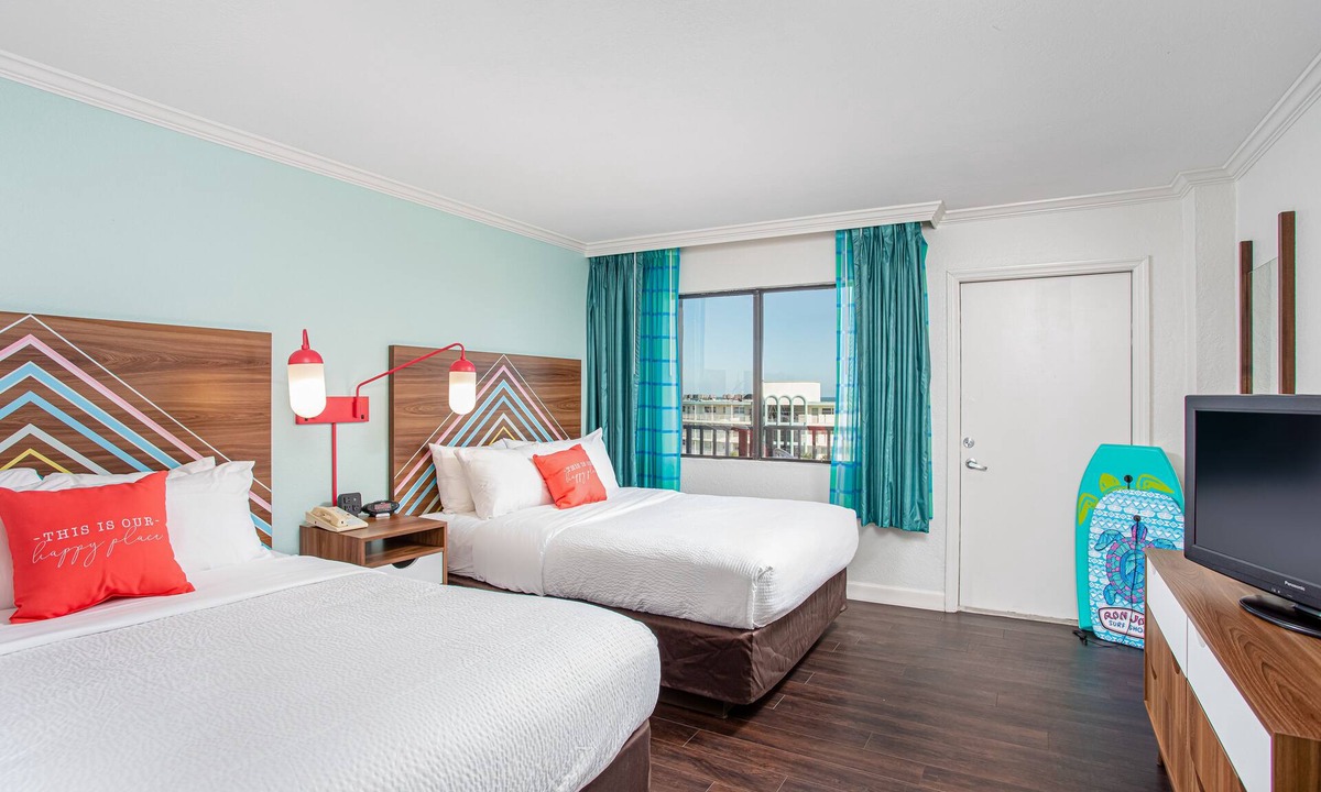 Cocoa Beach Hotel | Beachside Hotel & Suites Cocoa Beach - Port Canaveral