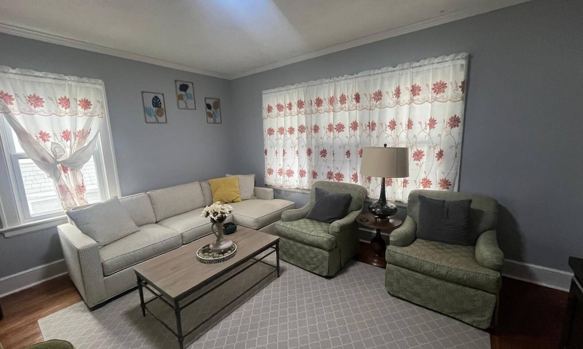 Waterbury House | Bear Retreat - 2-bedroom house in Waterbury