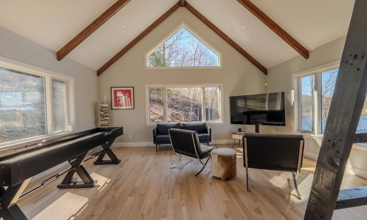 Lake Carmel House | Beautiful Escape! Hudson Valley House. 90min from NYC & 30min from Beacon.