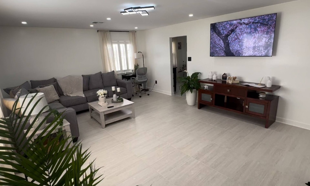 Kenner - Louis Armstrong International Airport House | Beautiful home in Kenner, LA, 6 min to MSY Airport
