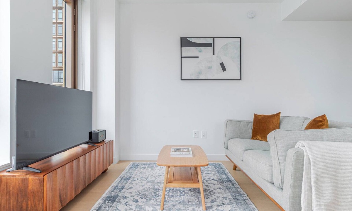 Williamsburg Apartment | Blueground | Southside, view, nr Brooklyn Bridge