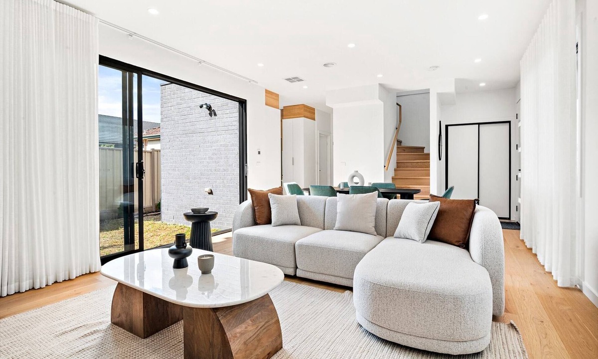 Pascoe Vale Apartment | Brand-New 3-Bed Townhouse in Pascoe Vale