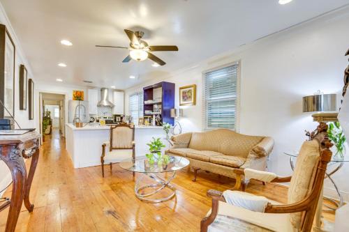 St. Bernard Area House | 'Cadillac Cottage' - 3 Mi to French Quarter!