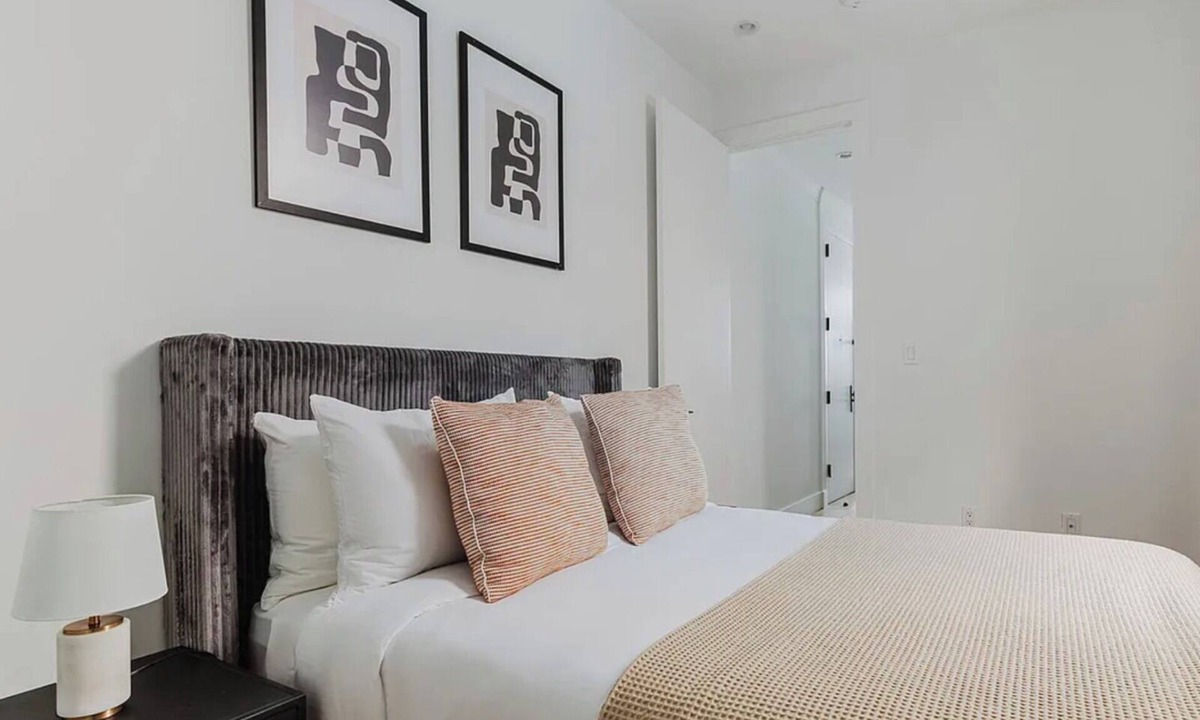 Central Park South Apartment | Calm & Comfortable 2-Bedroom Home in Vibrant NYC