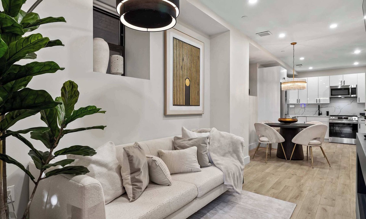Crown Heights Condo | Carroll Court I by Rove Travel | Apartment w/Terrace