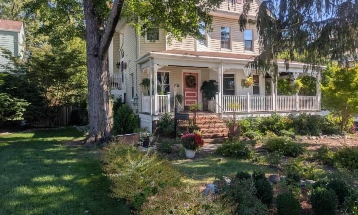 Montclair Apartment | Charming Apt Walkable to Shop, Eat & NYC Transport