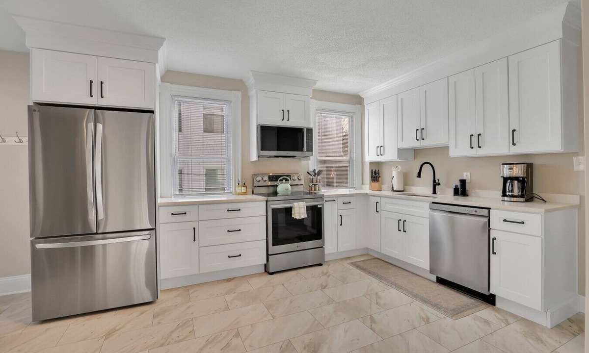 West Hartford House | Charming New England Home in West Hartford Center