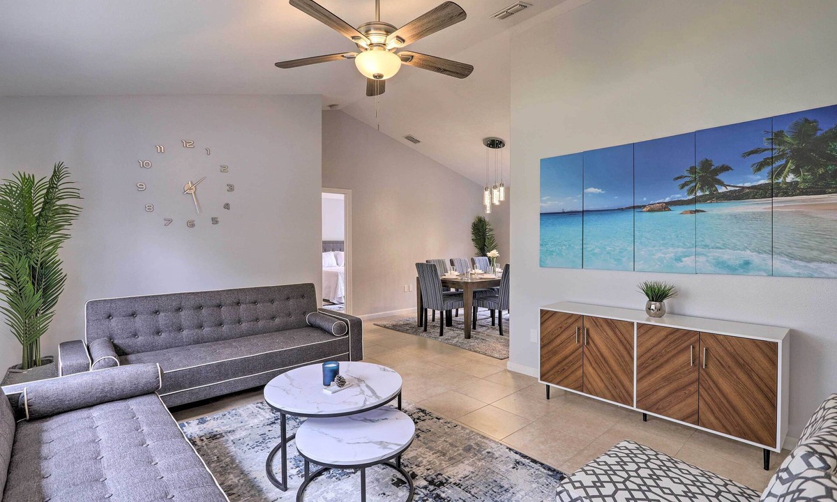 Interchange Square House | Charming Palm Bay Retreat w/Spacious Yard!