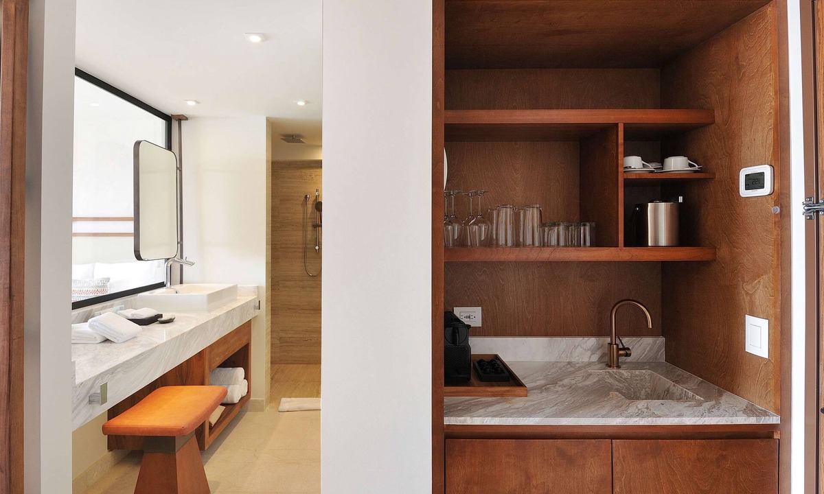 El Medano Ejidal Hotel | Corazon Cabo Villas 2-bedroom hotel suites with AC in welcoming Cabo San Lucas