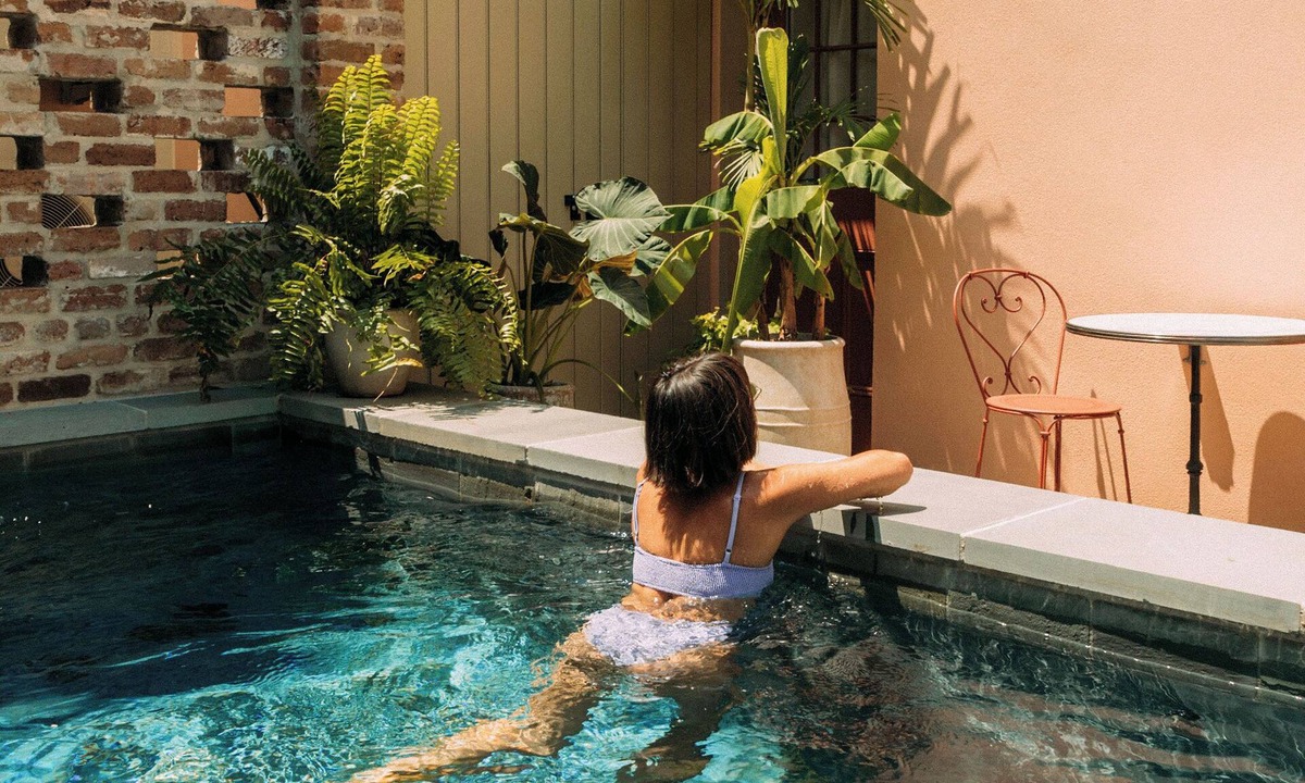 Bywater Cottage | Designer Bywater Carriage House w/Pool & Courtyard Near Frenchmen