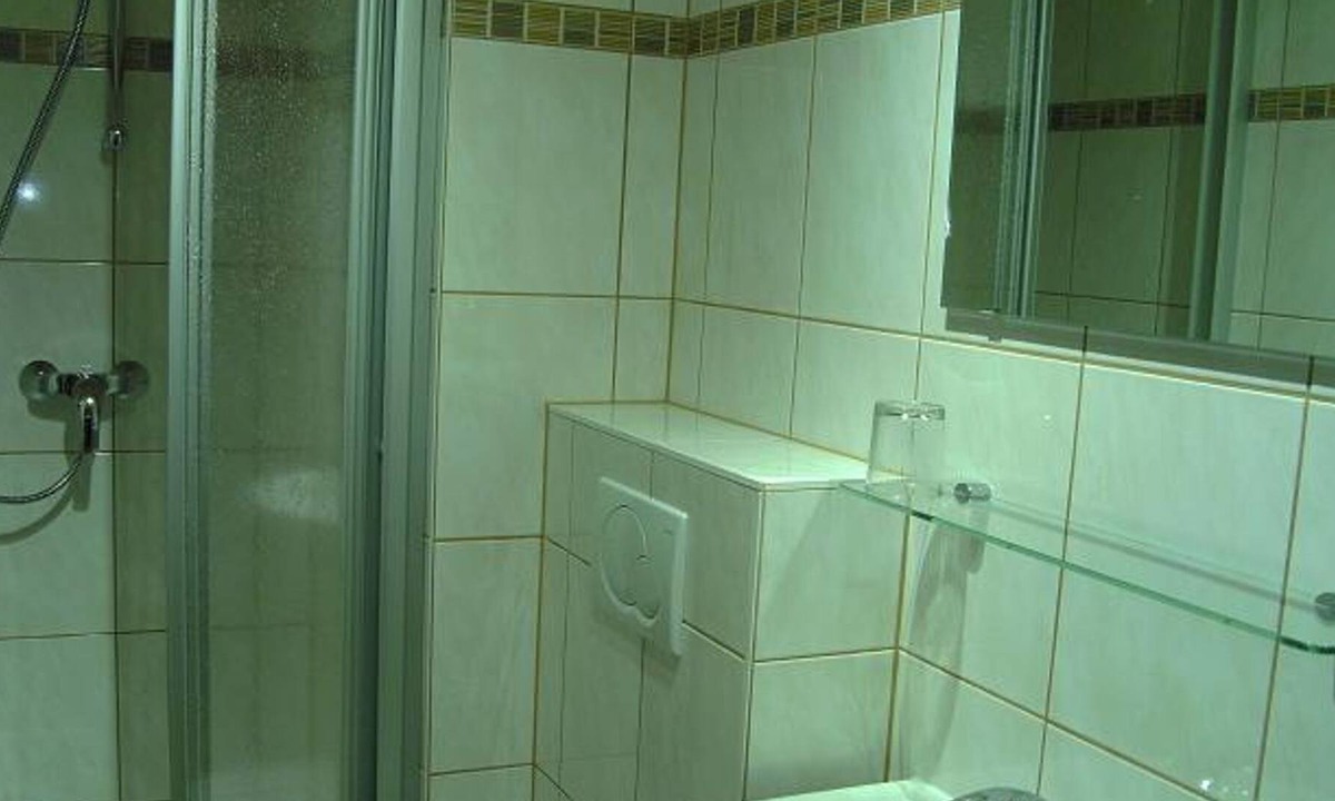 Sankt Oswald Apartment | Doppel- Oder Dreibettzimmer - Alte Schule