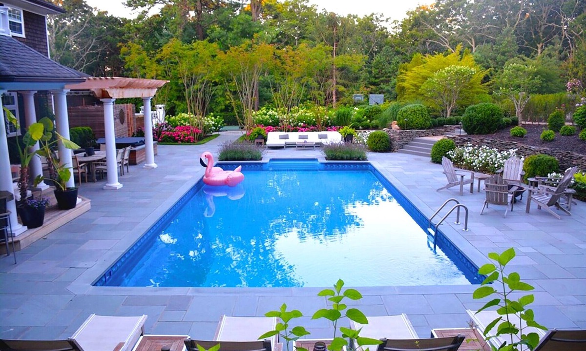 Village of East Hampton House | East Hampton 6 Bedroom Estate with Pool and Tennis