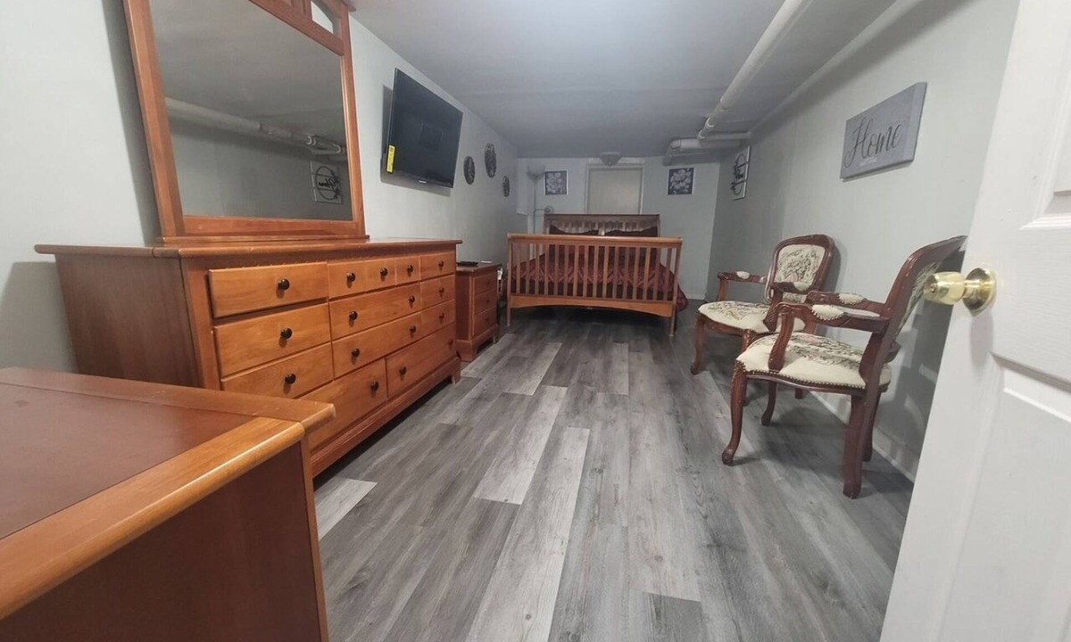 West Bronx Apartment | Elegant 1 Bedroom Apartment 15 Min to Manhattan