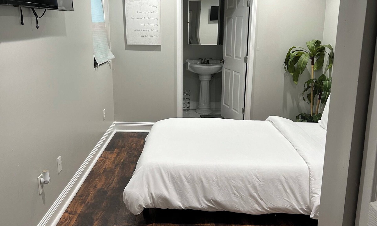 Faubourg Livaudais House | Experience New Orleans Like a Local in This Charming 3-Bedroom Home!