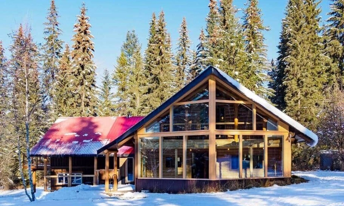 Golden House | Family Cabin + Games Barn | Hot Tub | Theatre