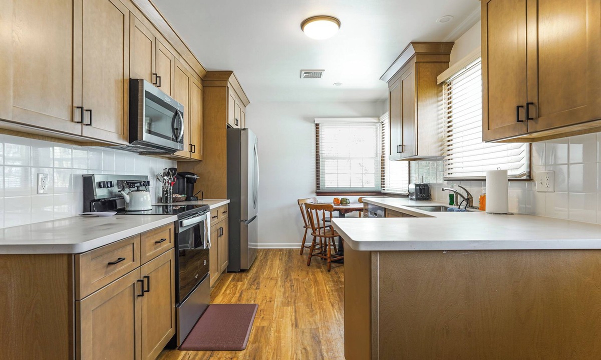 Stratford House | Family Home Near Roosevelt Forest & Historic Sites