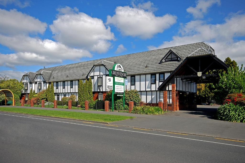 Hamilton North Hotel | Grosvenor Motel