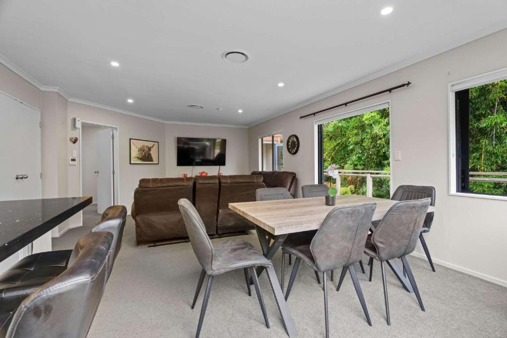 Hamilton House | Hamilton Hideout