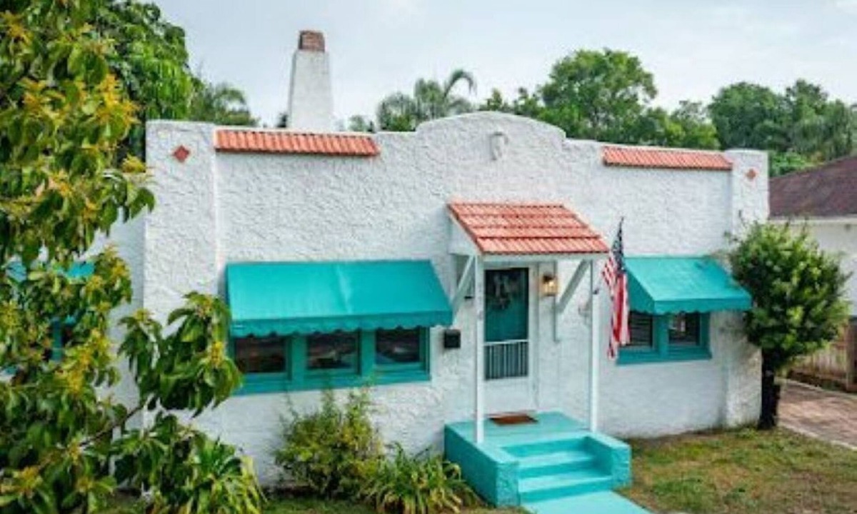 Rockledge House | Historic 1924 Spanish-Style Boho Bungalow-Walk to Charming Cocoa Village