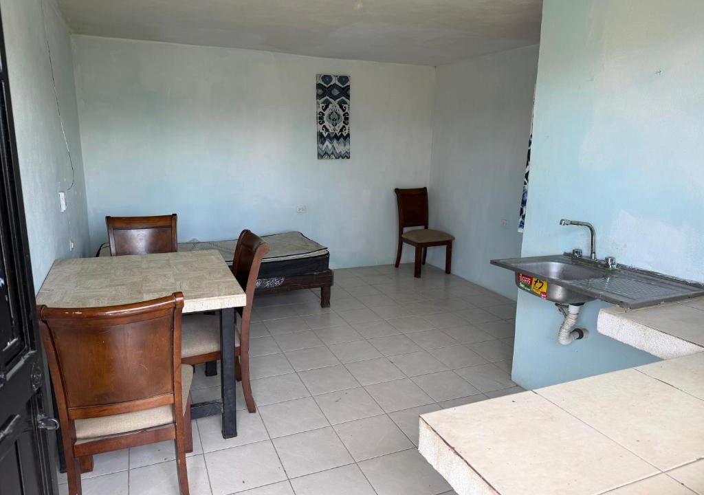 Los Cangrejos II y III House | HM cuarteria cangrejos