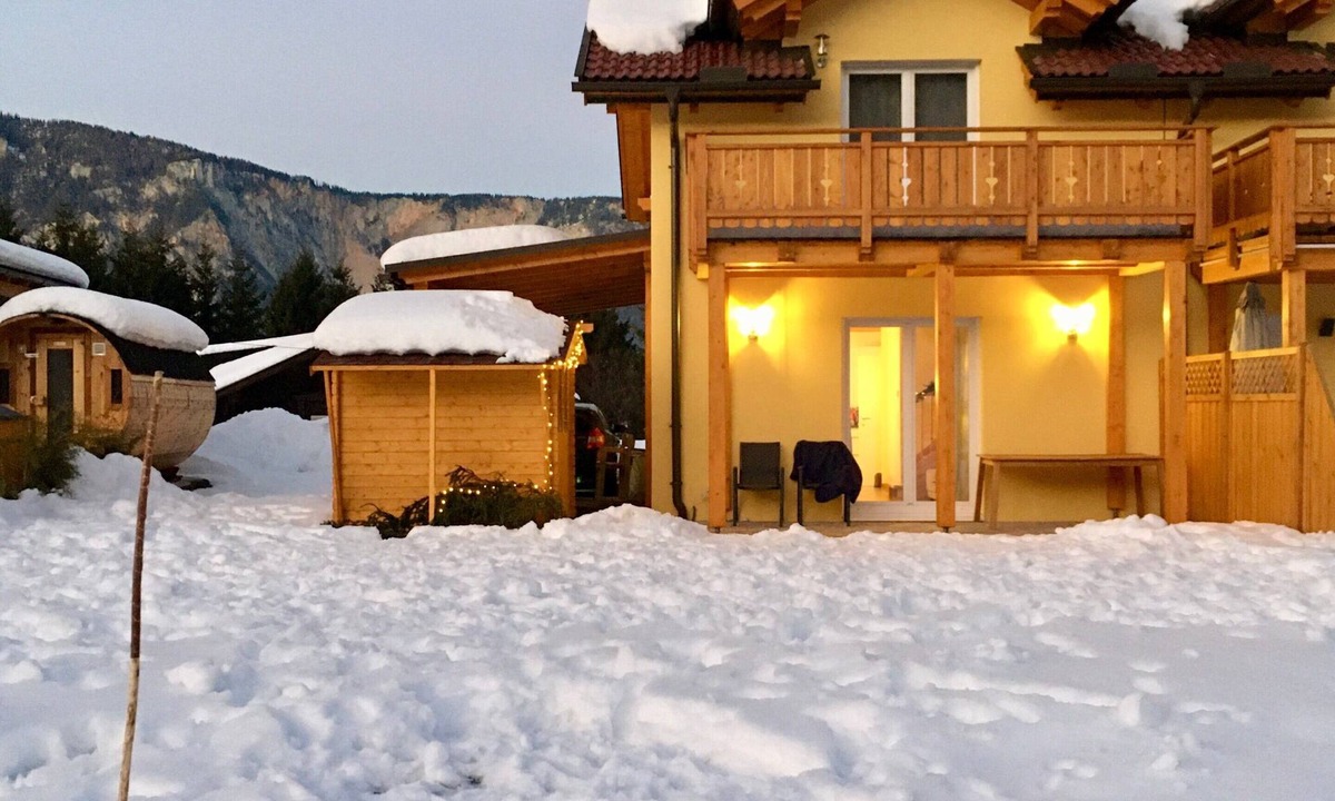 Arnoldstein House | Holiday Home 'Ferienhaus Seltschach 193' with Mountain View, Private Terrace & Washing Machine