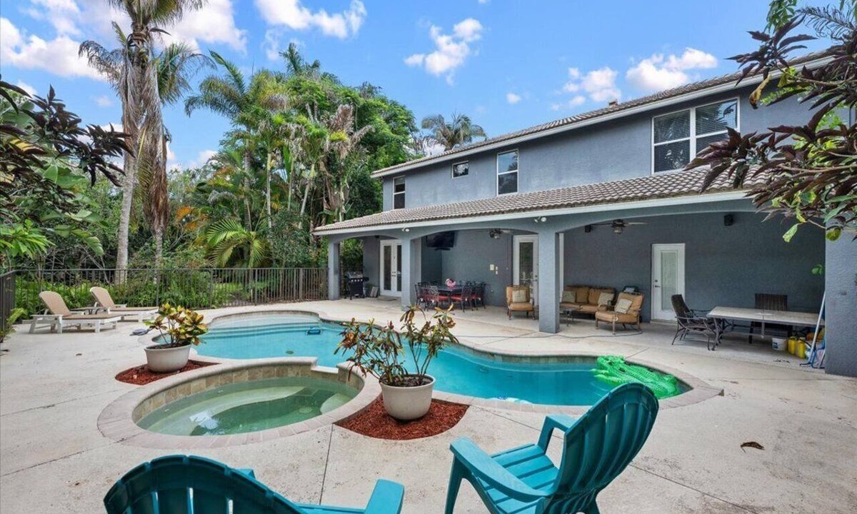 Jupiter Farms House | Jupiter Farms Paradise- 5BR Pool Retreat