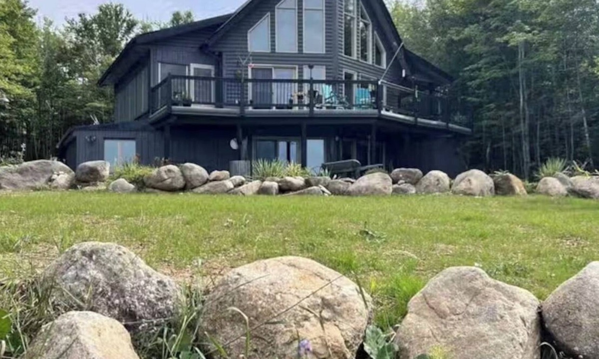 Cape Breton Island Apartment | Lakeside Baddeck