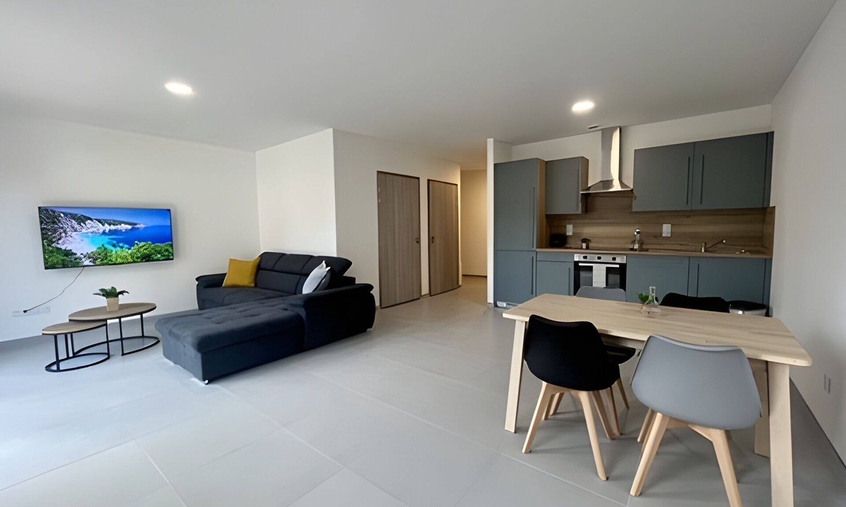 Simandres Apartment | Logement Neuf en Rez-de-jardin Avec Parking à 20 min de Lyon