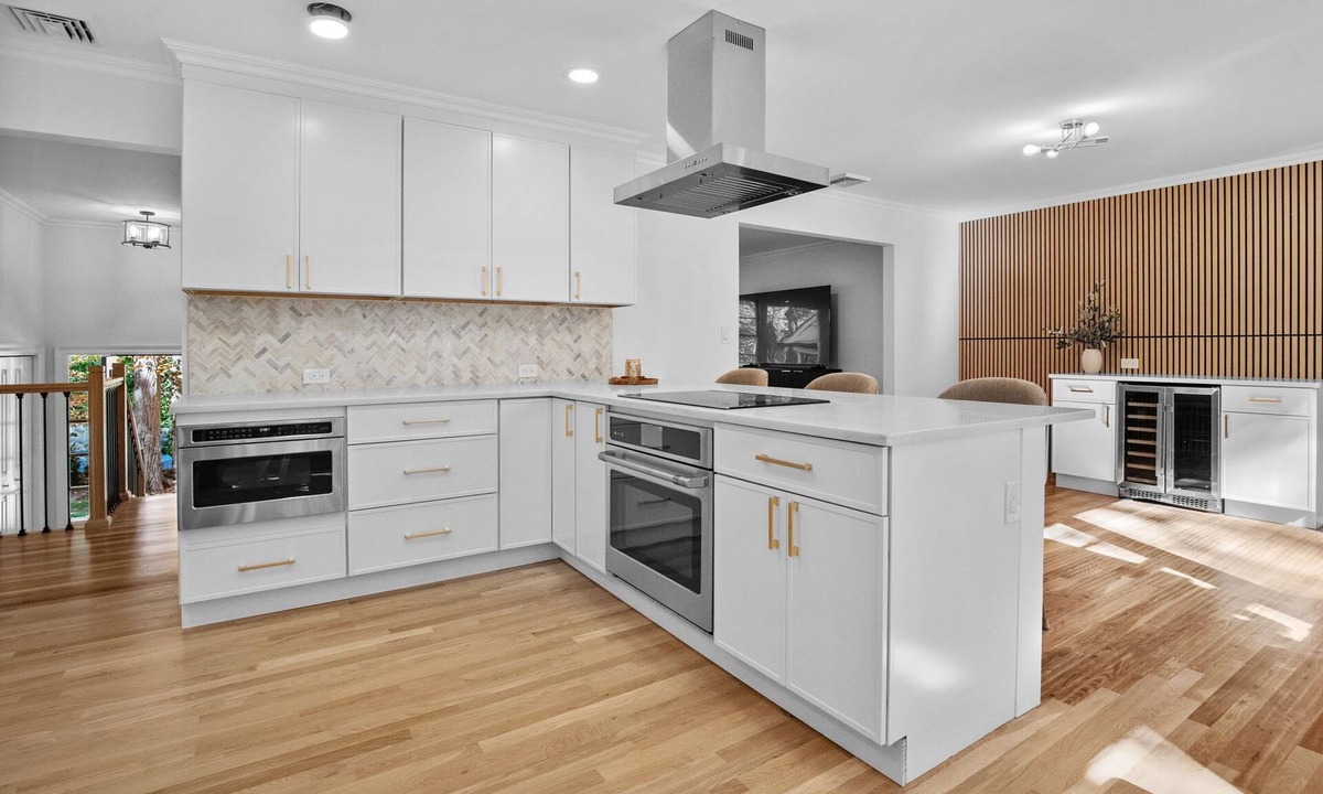 Town of New Castle House | Lovely Renovated 4-bedroom house in Chappaqua with AC & Full house Generator