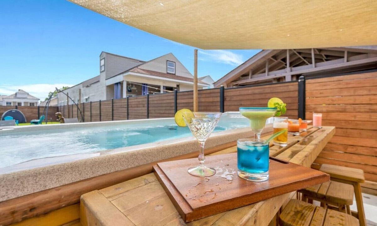 Saint Roch House | Luxury w/Swim Spa, Games, Walk to French Quarter!