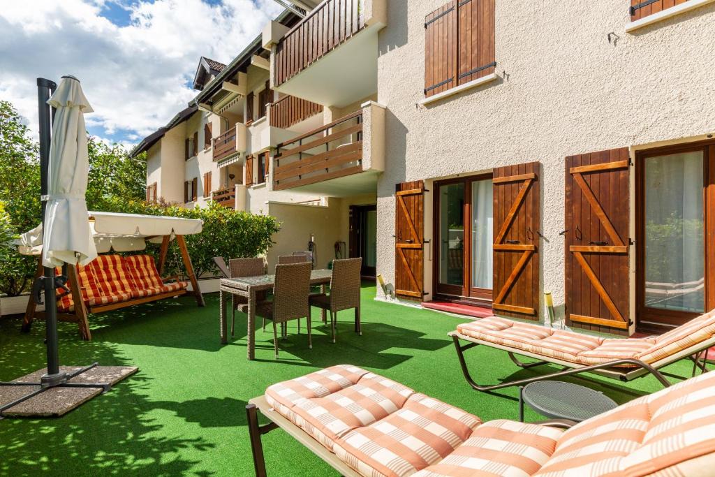Annecy-le-Vieux Apartment | Maison Bruno