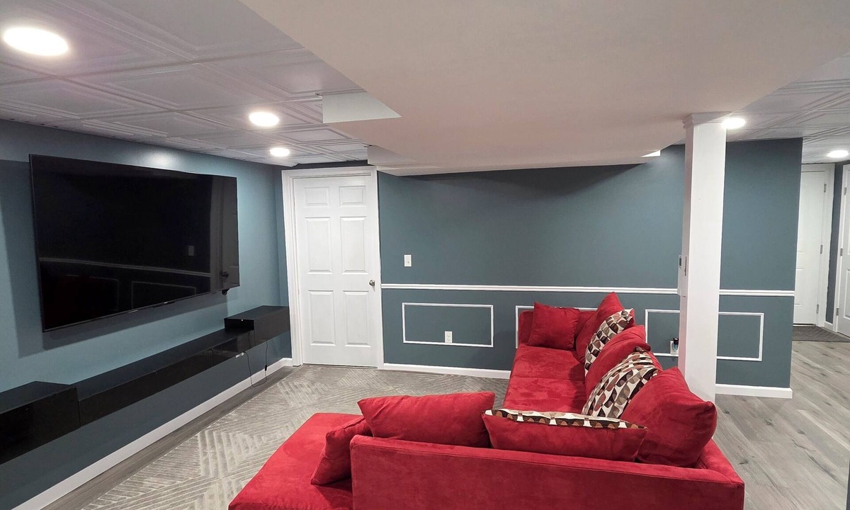 Westminster Apartment | Modern Private Apartment 5 Min to Wachusett & Other Attractions Kitchenette