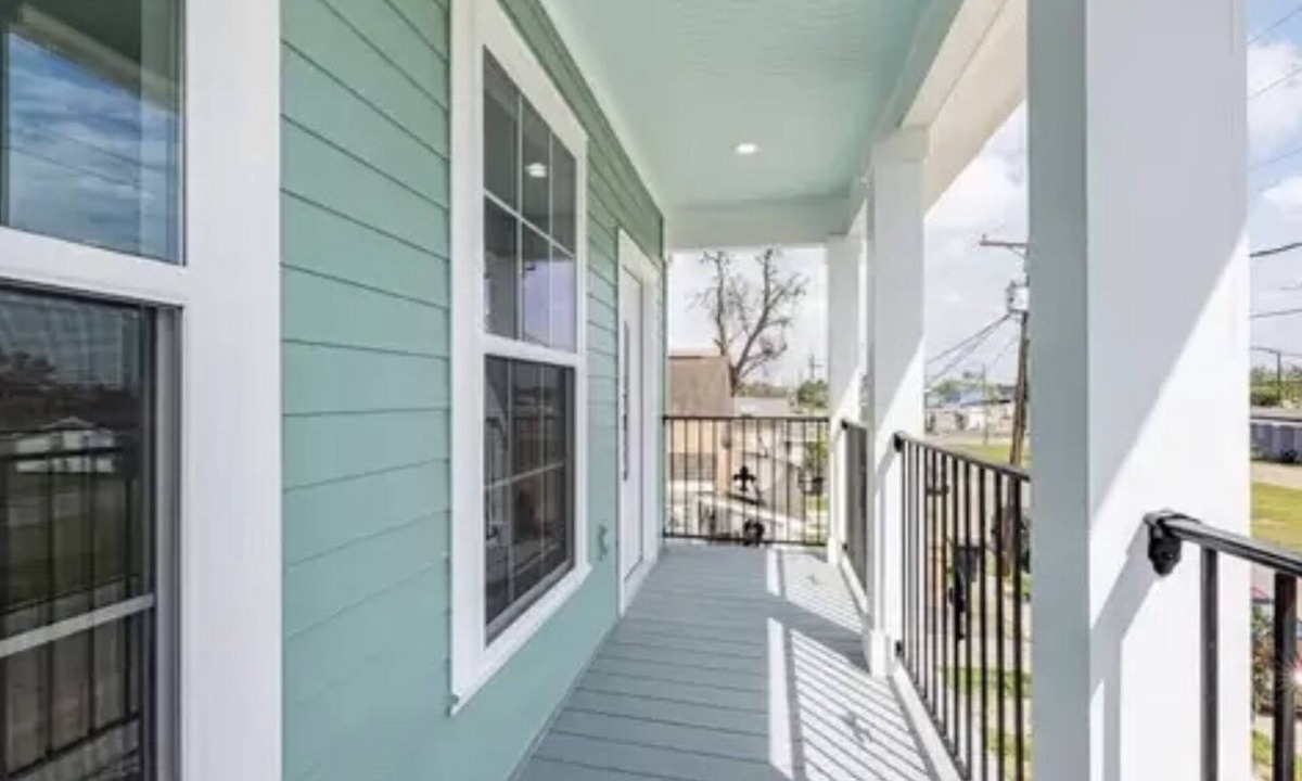 McDonough House | Newly Constructed Home w/Traditional New Orleans Feel