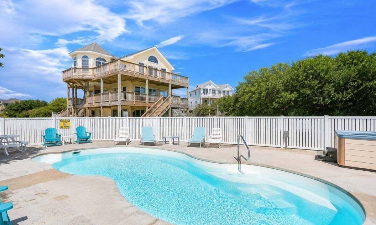 Whalehead Beach House | Oceanside: Private Pool. Hot Tub, Pets Ok. HUGE Gameroom with pool table! Sat.-Sat.