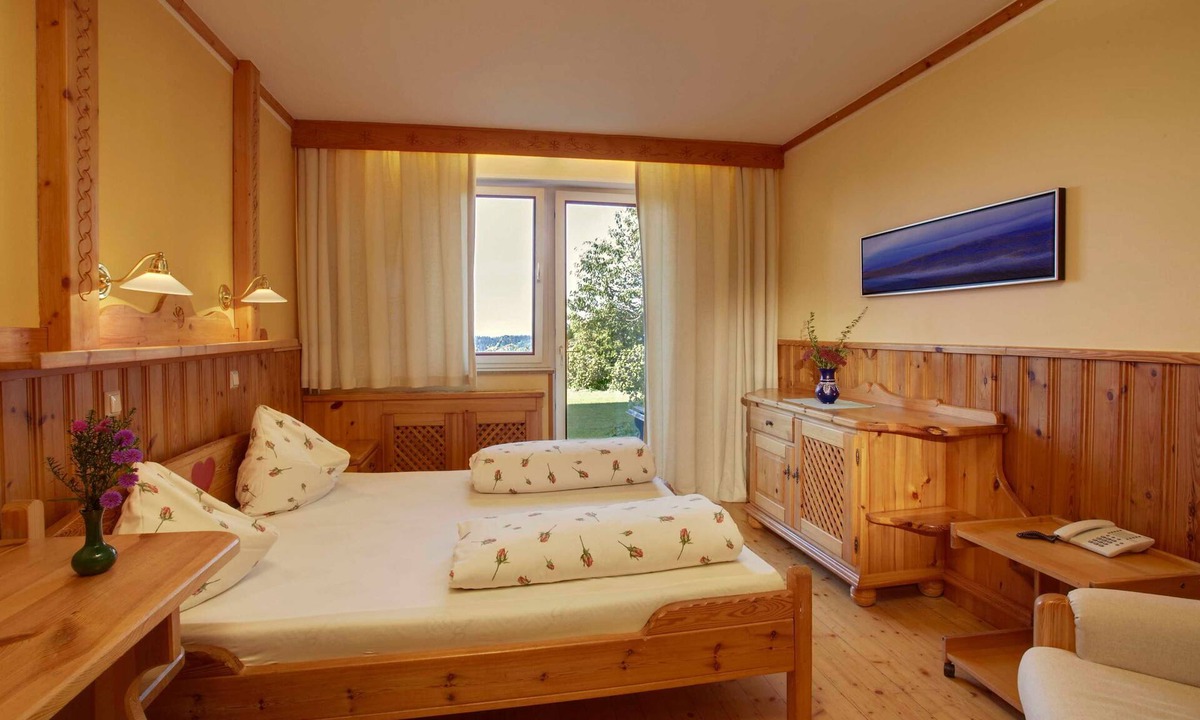 Eberstein House | Panoramic view - Biolandhaus Arche