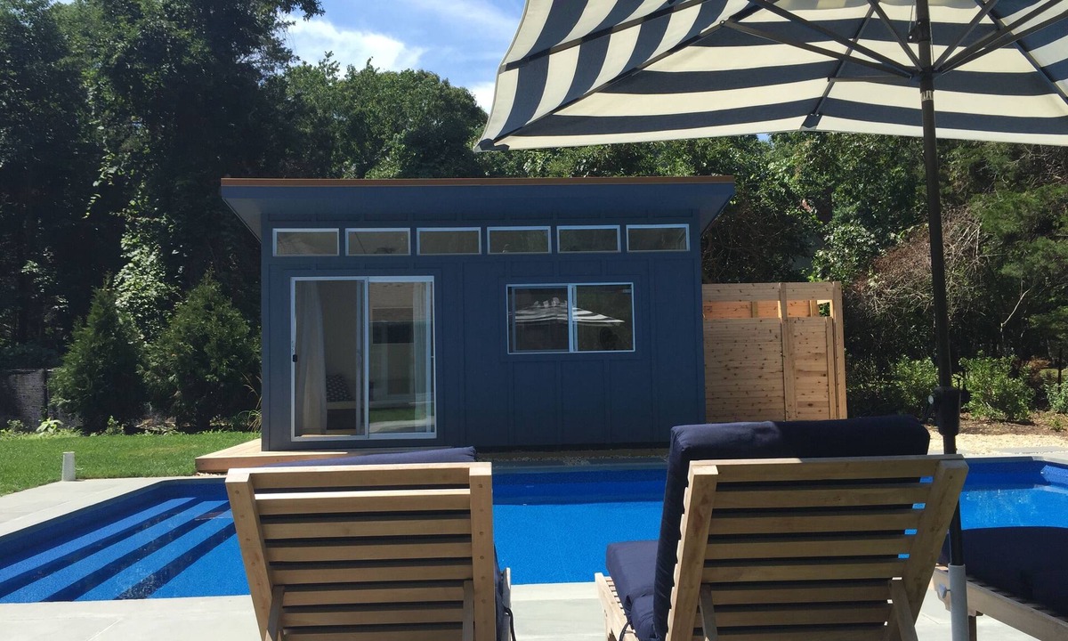 Clearwater Beach House | Perfect Hamptons Beach Retreat Saltwater Pool - Walk to Private Beach