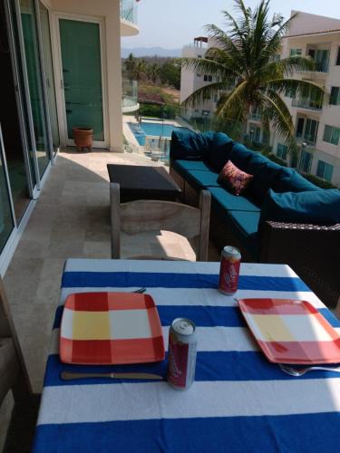 Ixtapa Apartment | Perfectly located spacious apartment with 2 balconies