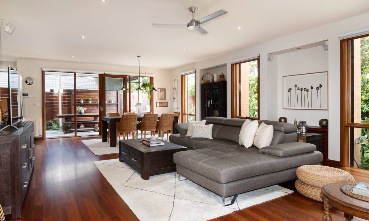 Highett House | Pet Friendly - Bayside Oasis in Highett