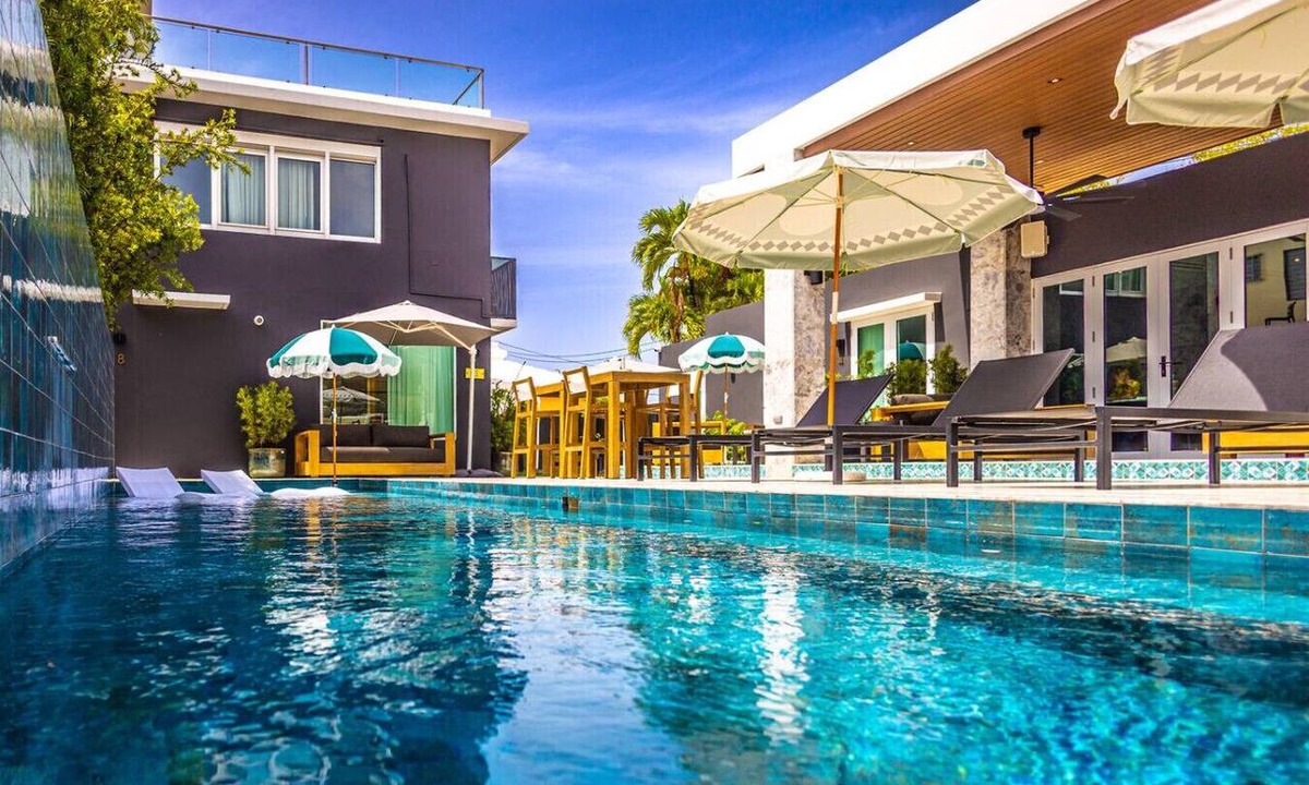 Punta Las Marias Apartment | Portofino 1BD King Suite Rooftop Hot Tub Near Beach