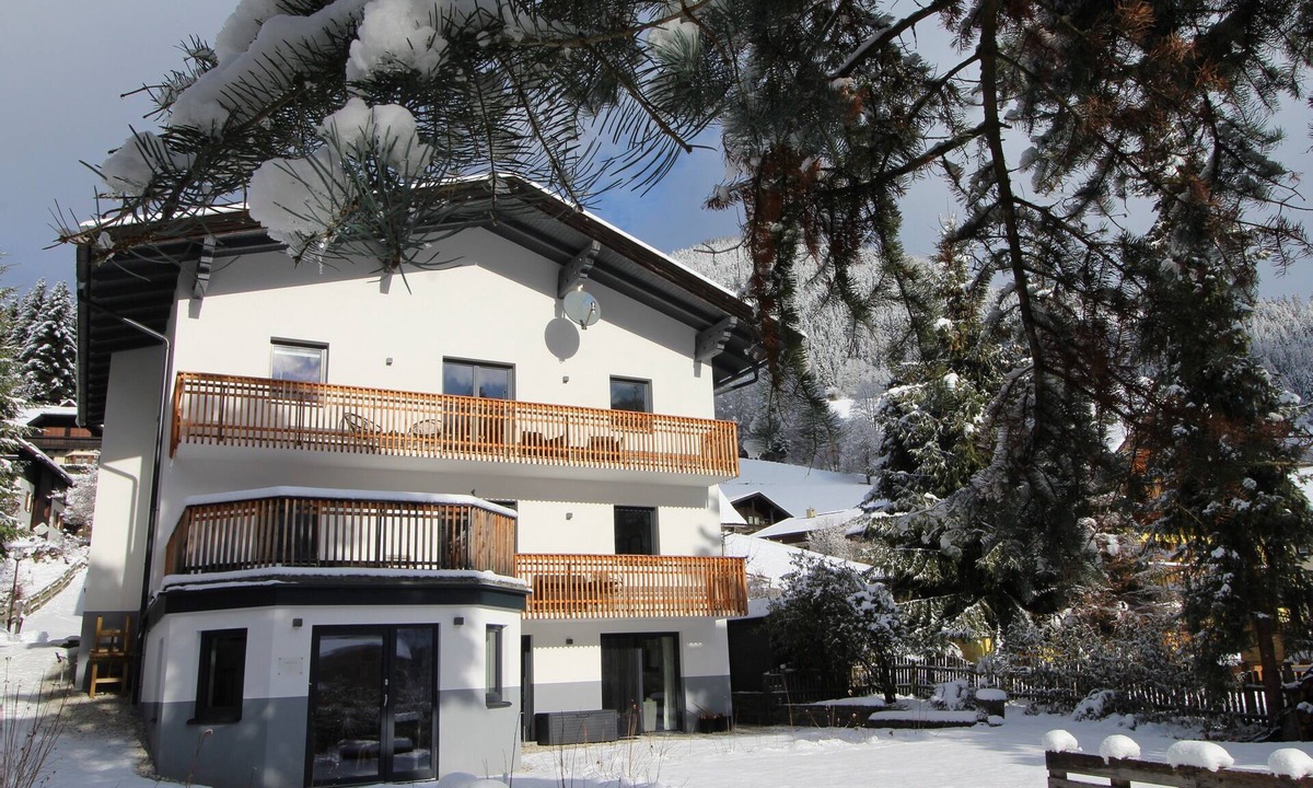 Untertschern House | R.M.G. APARTMENT "LAURA"