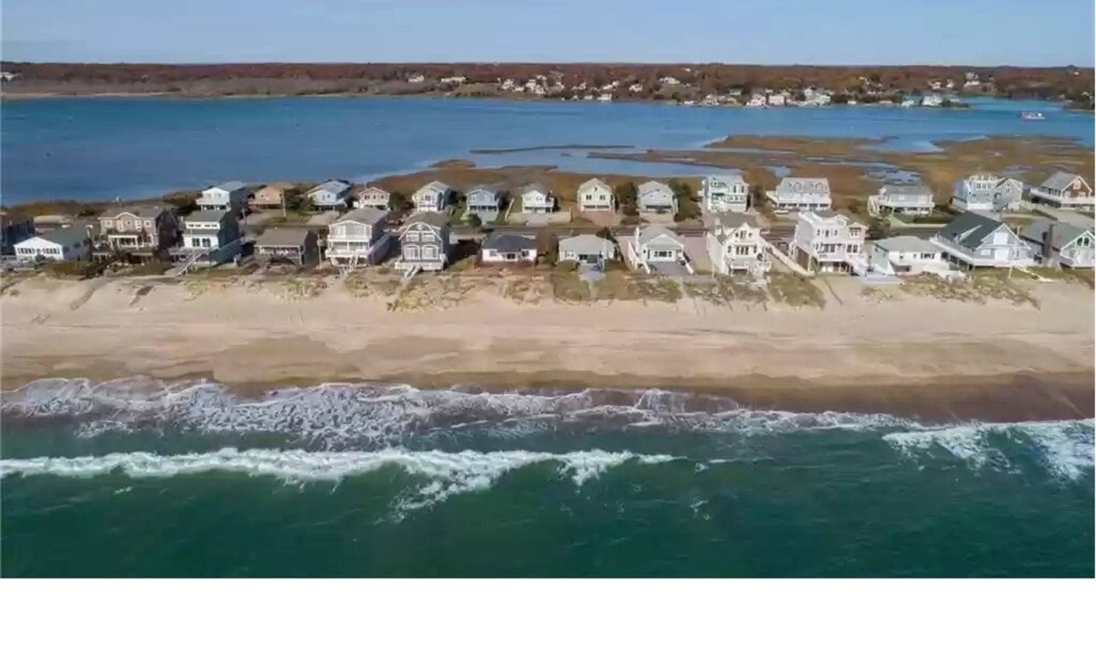Westerly House | Relaxing Nestled btw Watch Hill & Weekapaug! BEACH, waterviews, newly renovated