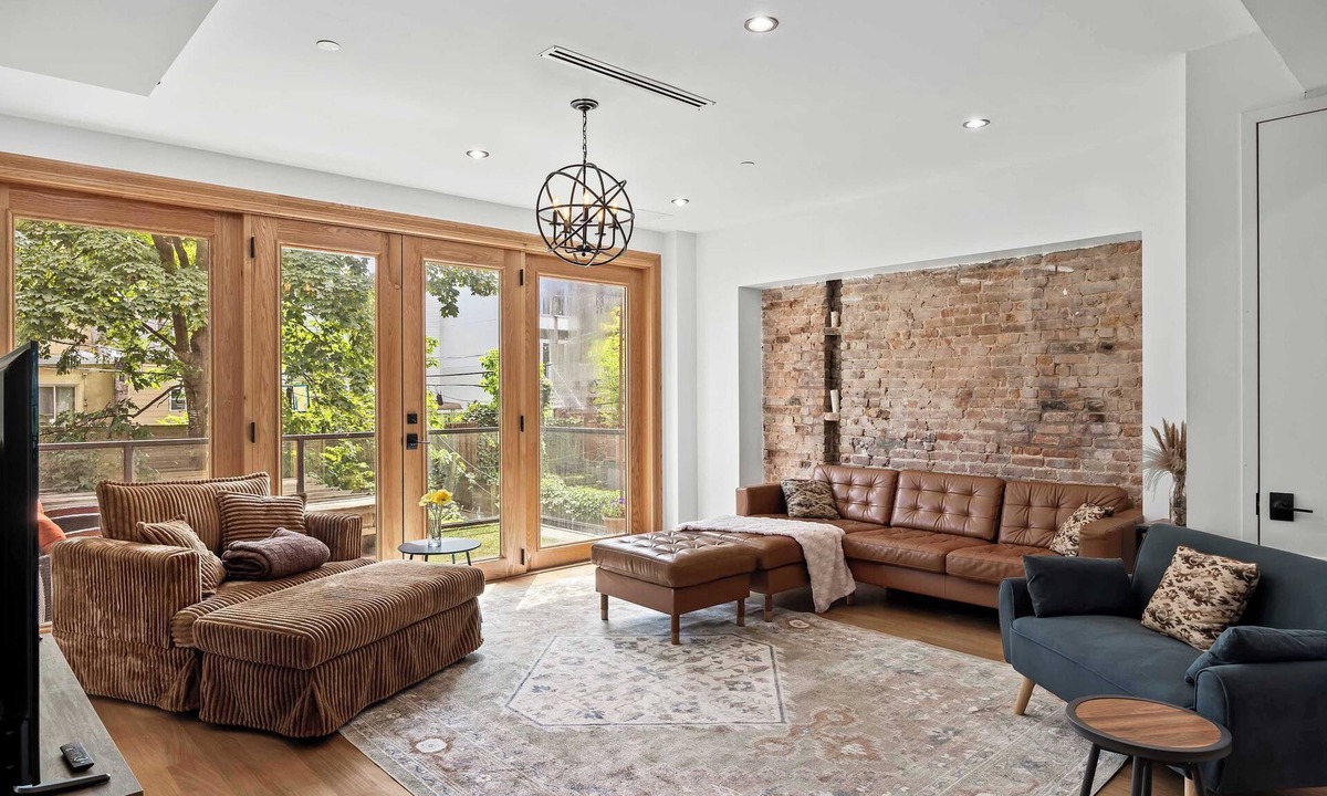 Crown Heights Apartment | Rove Travel | Crown Terrace II | Duplex w/Outdoor