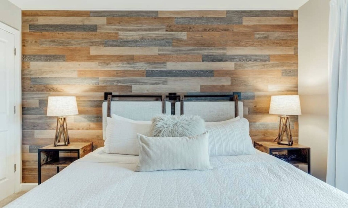 Vernon Condo | Rustic Chic Stays - Walk to Mountain Creek Resort - Waterpark OPEN DAILY!