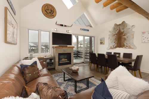 Saddle Ridge House | Saddle Ridge Townhome - Unit J3