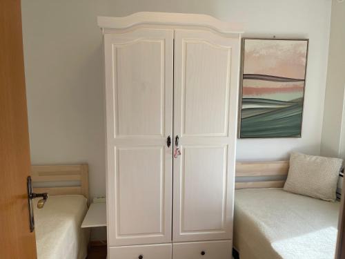 Bodensdorf Apartment | Seeappartement LUNA am Ossiachersee mit privatem Seezugang, Hallenbad, Skiarena Gerlitzen